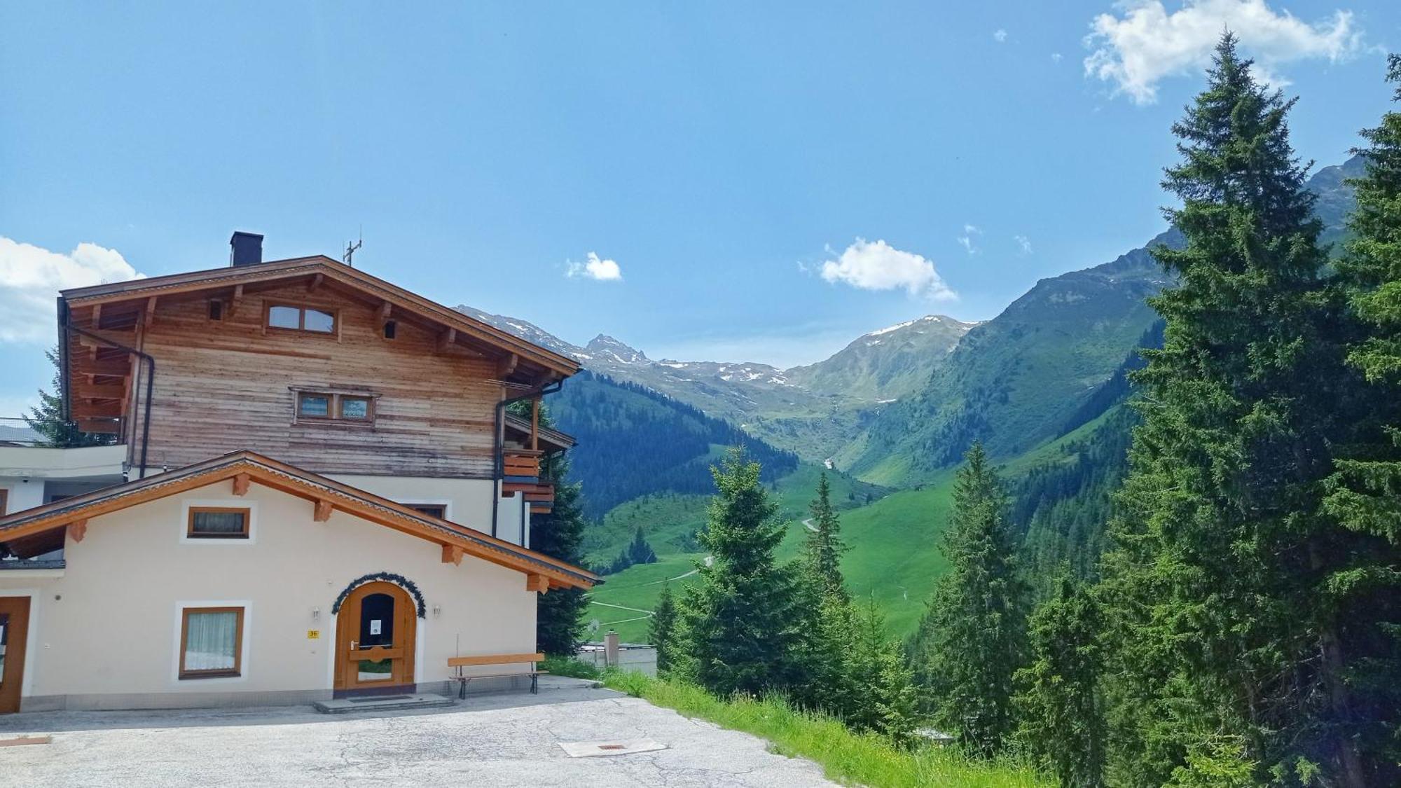 Haus Martina In Hochfuegen - Ohne Verpflegung Екстер'єр фото
